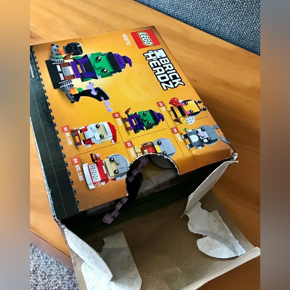 COMPLETE 2 Holiday LEGO Limited Ed Easter Chick Brick Headz Witch Building Block - Picture 4 of 5